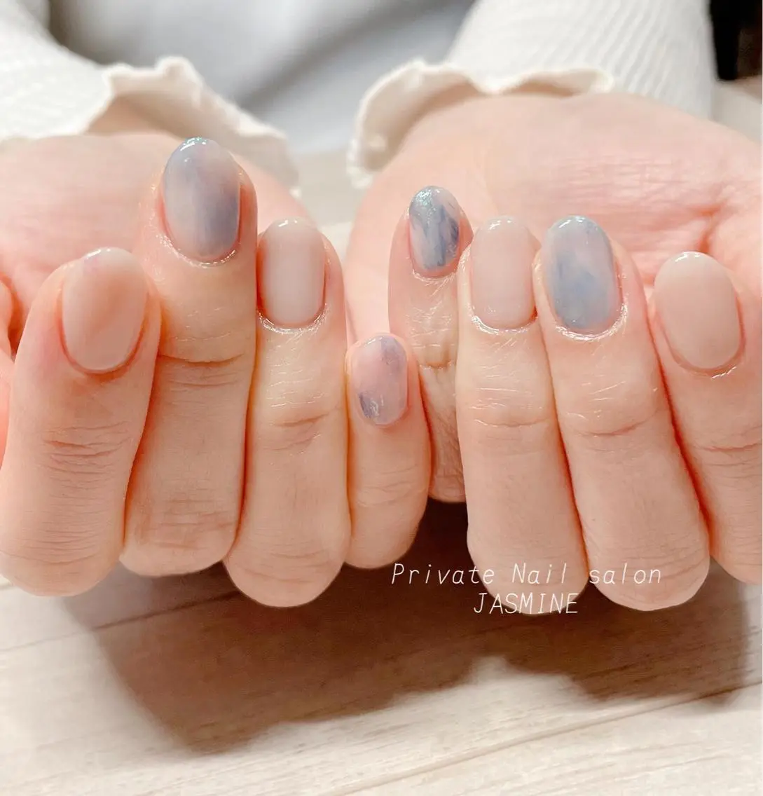 ネイル ブルー ニュアンスネイル Nail salon JASMINEのネイルデザイン