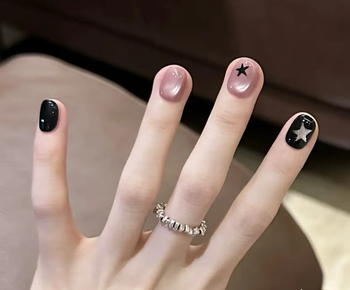 ネイル ハンドネイル H3 Nail Miniのネイルデザイン