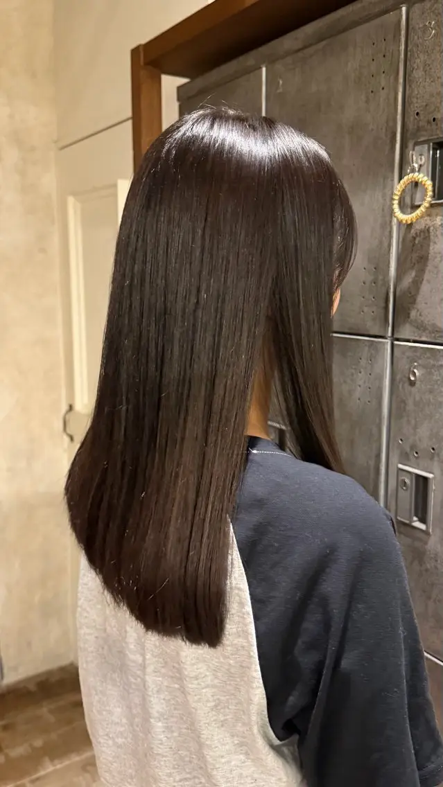 セミロング 小松 陽香のヘアスタイル