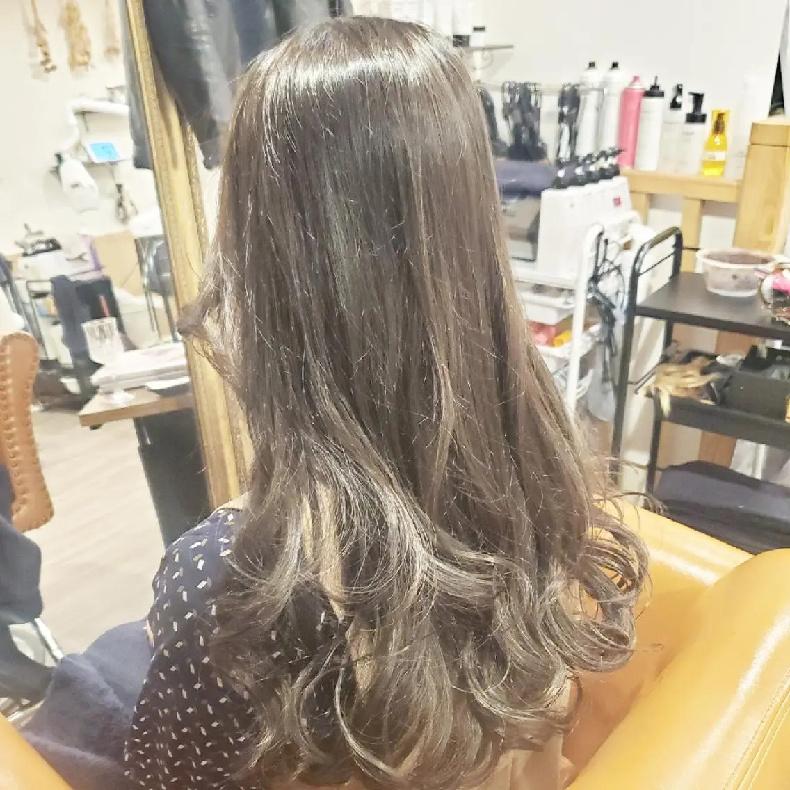 カラー ロング アディクシーカラー ブリーチ イルミナカラー 外国人風カラー トリートメント ヘアカラー トリートメント spa hair ark 富井直美のヘアスタイル