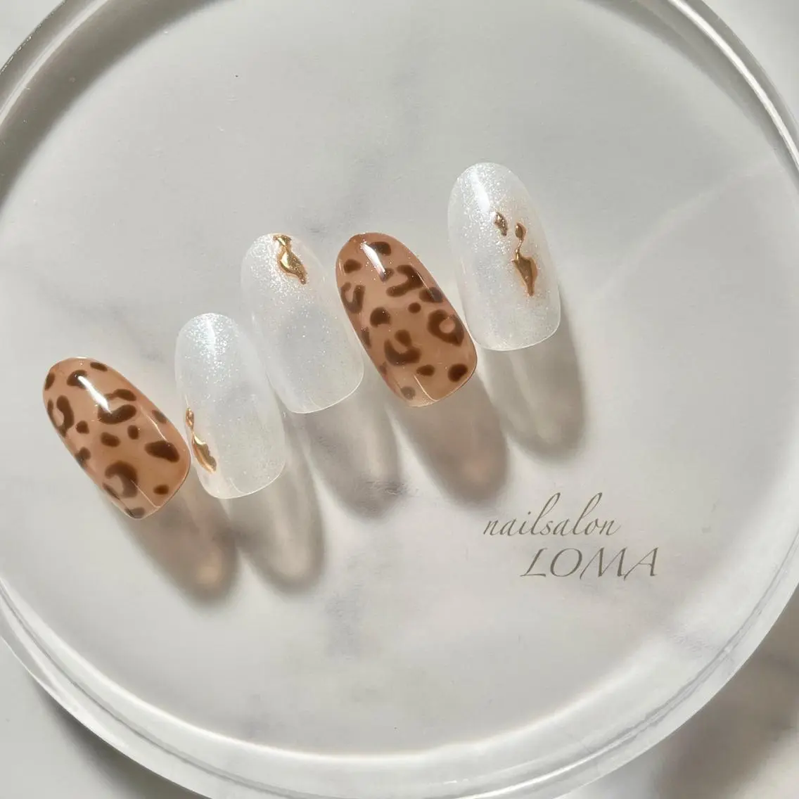 ネイル アニマル柄 ニュアンスネイル m-nail 🌙南浦和のネイルデザイン