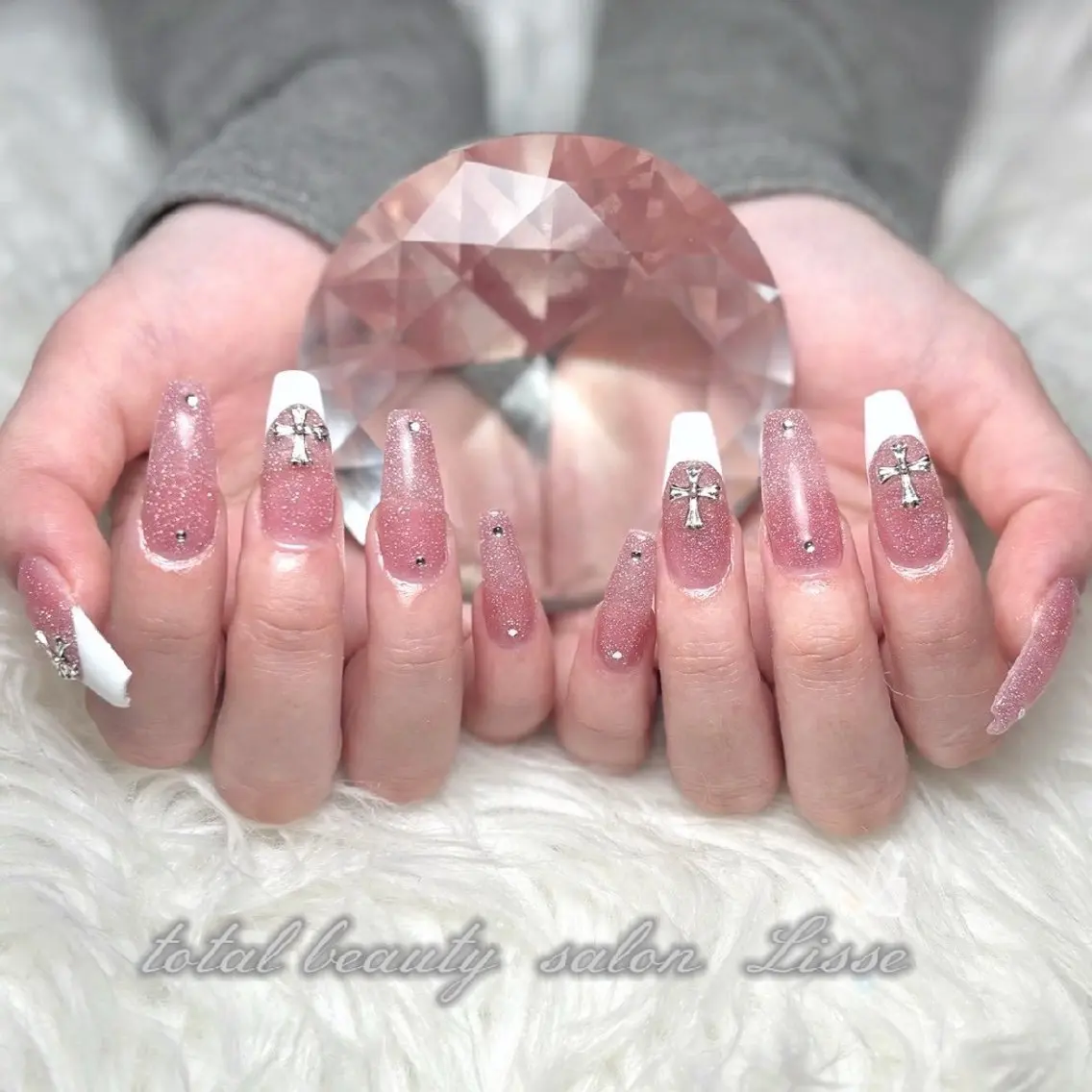 ネイル ハンドネイル Yuna ネイル/ 脱毛/アイブロウのネイルデザイン