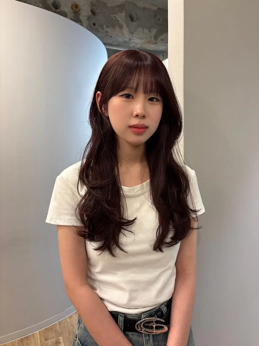 ロング カラー カット ヘアカラー トリートメント 足立 七彩のヘアスタイル