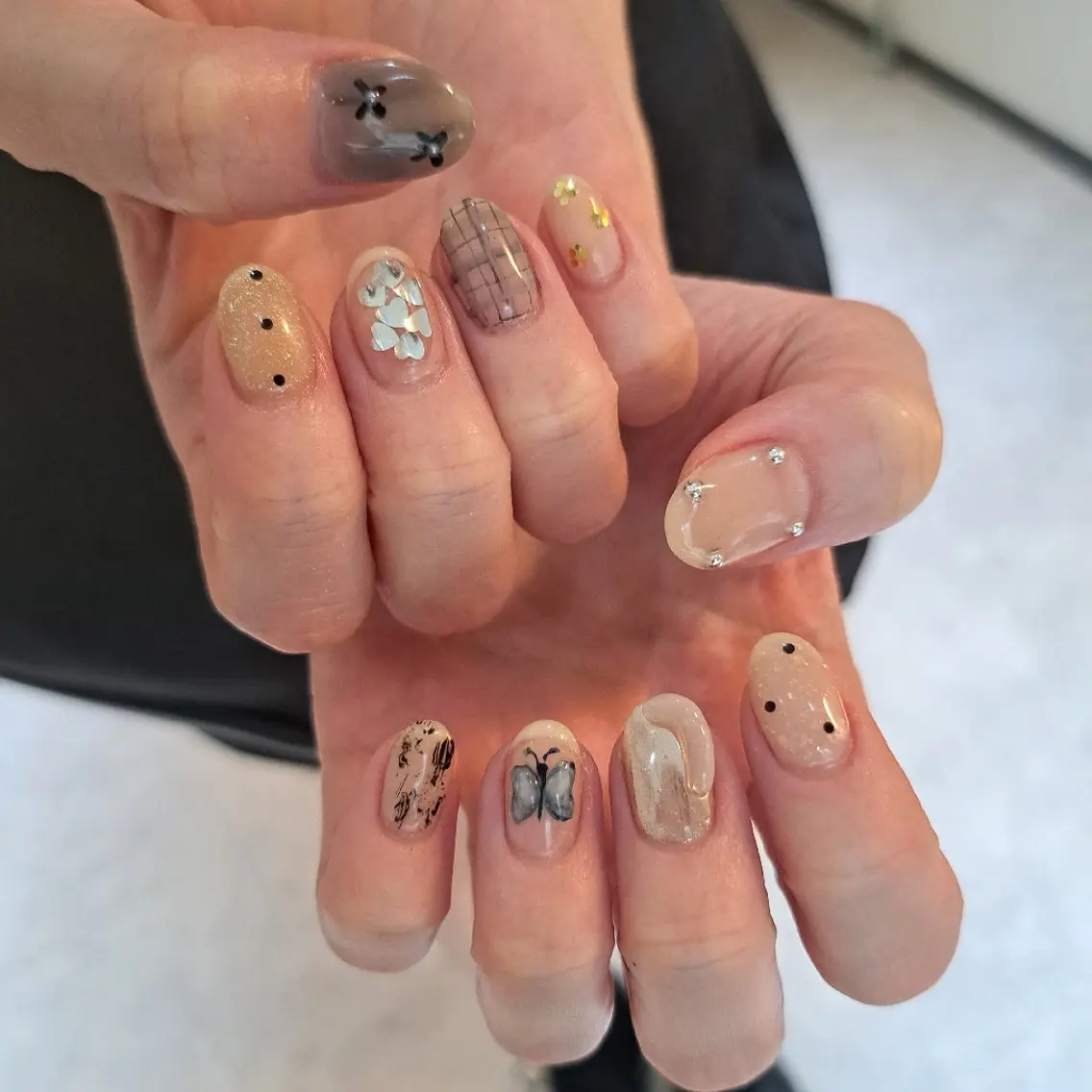 ネイル アートネイル ジェルネイル 韓国ネイル 持ち込み ハンドネイル Nail mood デザイン持ち込みokのネイルデザイン