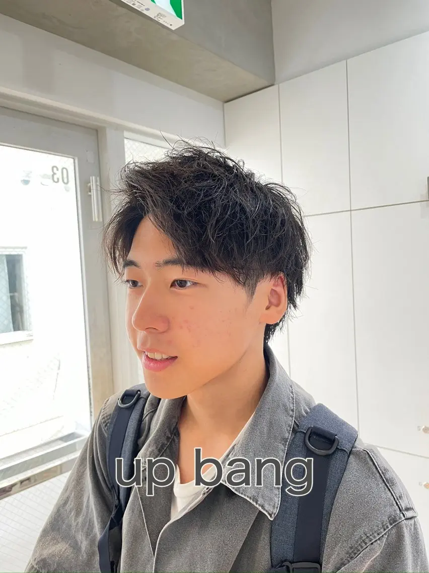 ショート ヘアアレンジ メンズ アップバング メンズパーマ カット トリートメント ヘッドスパ ヘアセット 艶カラー✨縮毛矯正✨ 翁長孝輔のヘアスタイル