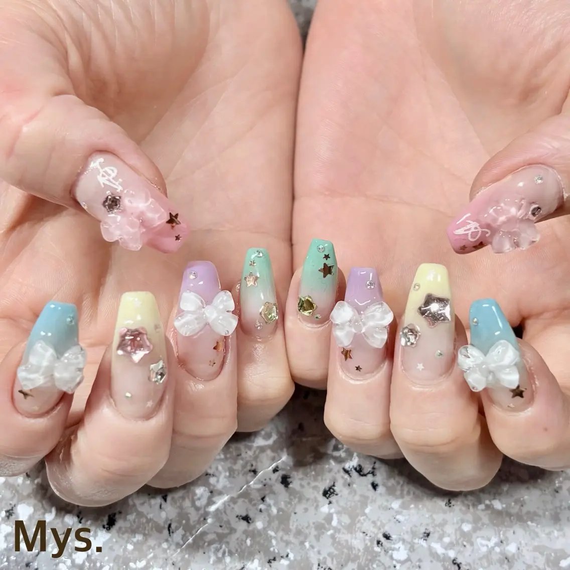 ネイル ハンドネイル Mys. 三上紗紀のネイルデザイン