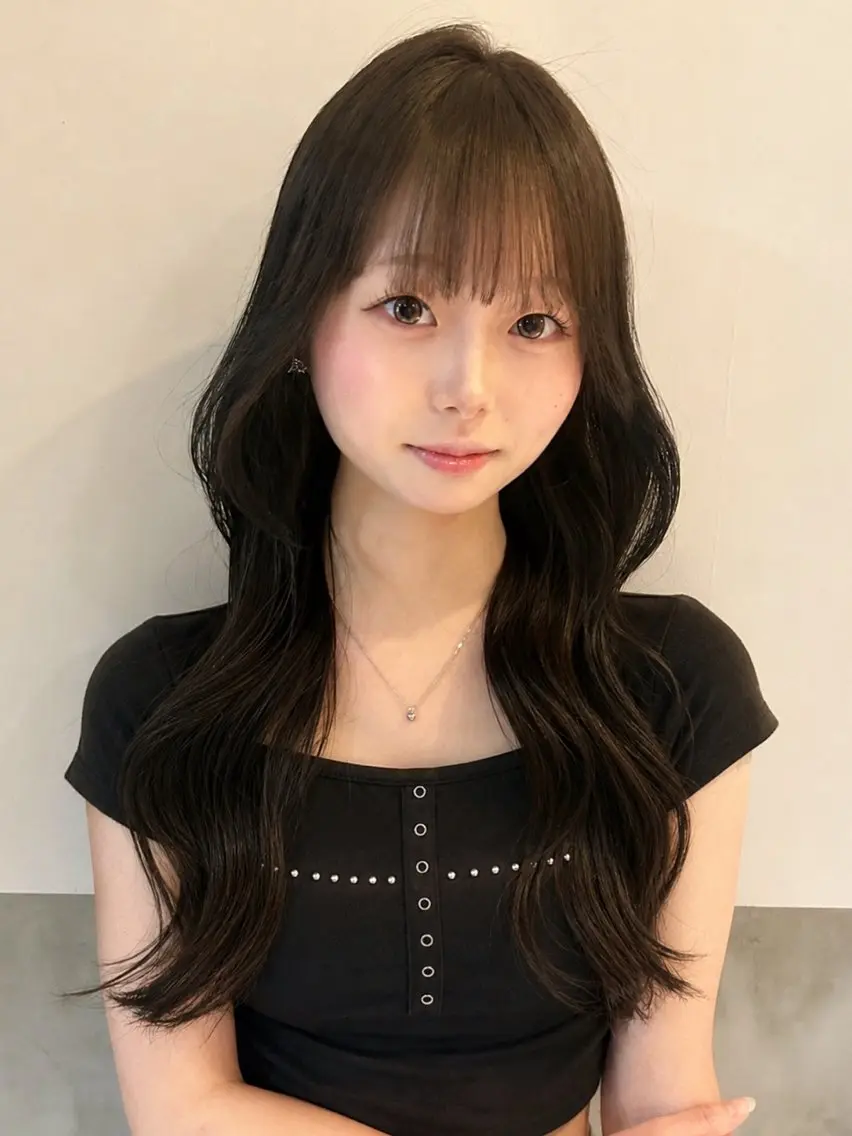 ロング カラー 透明感カラー オリーブグレー オレンジ ヘアカラー 【 ViVIE 】 とものヘアスタイル
