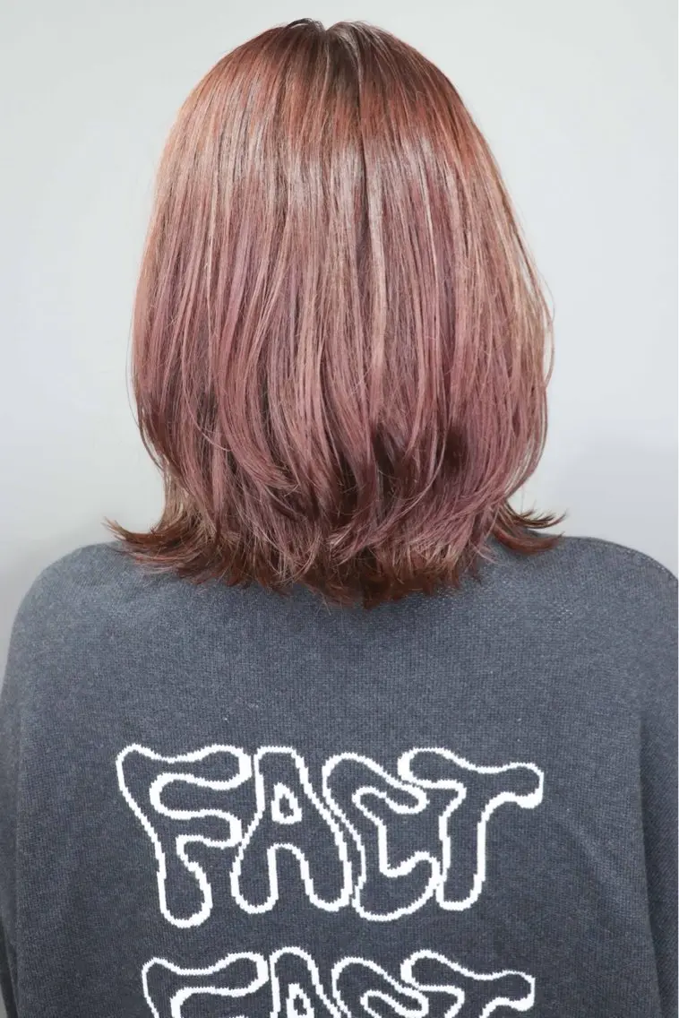 ミディアム ボブ くびれヘア ナツ ナツのヘアスタイル