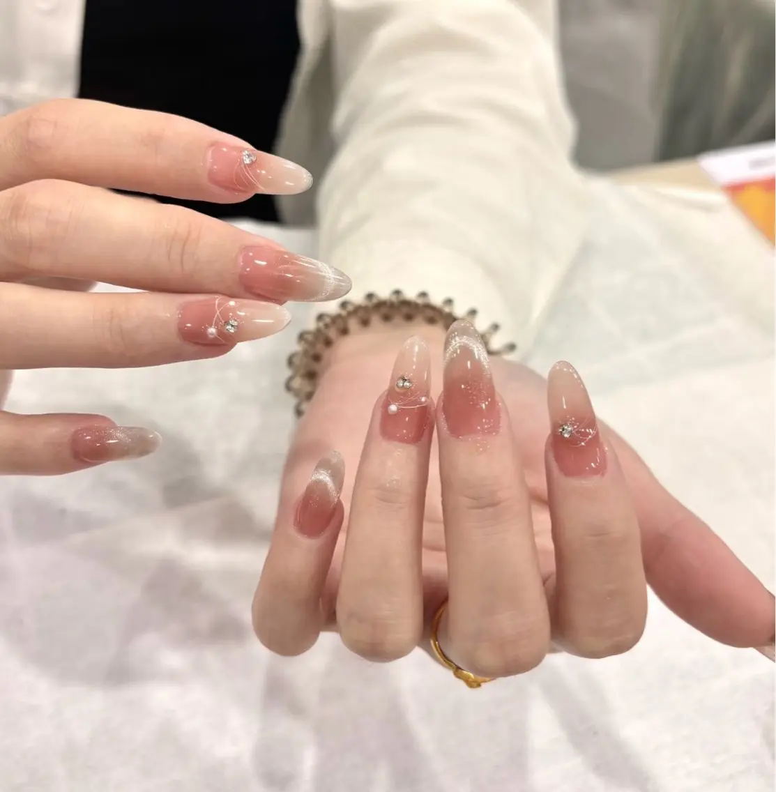 ネイル ハンドネイル Yuri ユリのネイルデザイン