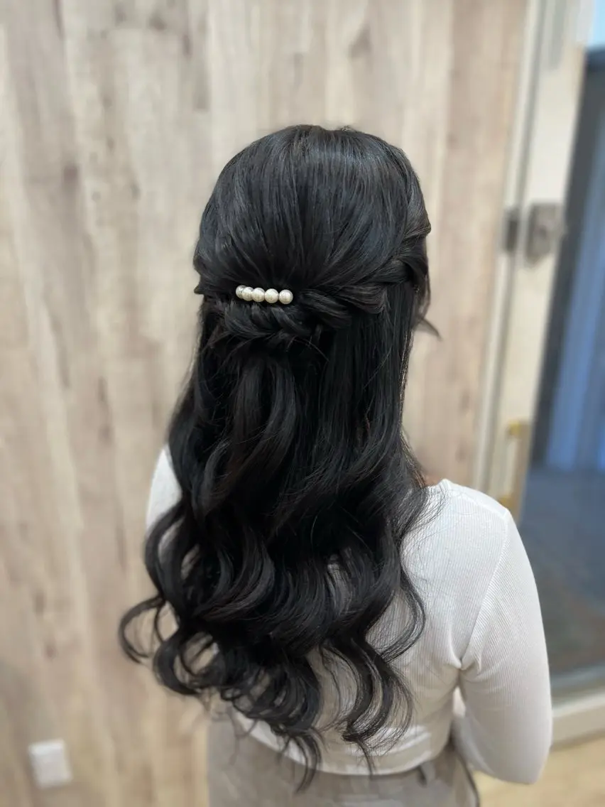 ヘアアレンジ ヘアセット ヘアメイクネイリスト hidemi中目黒のヘアスタイル