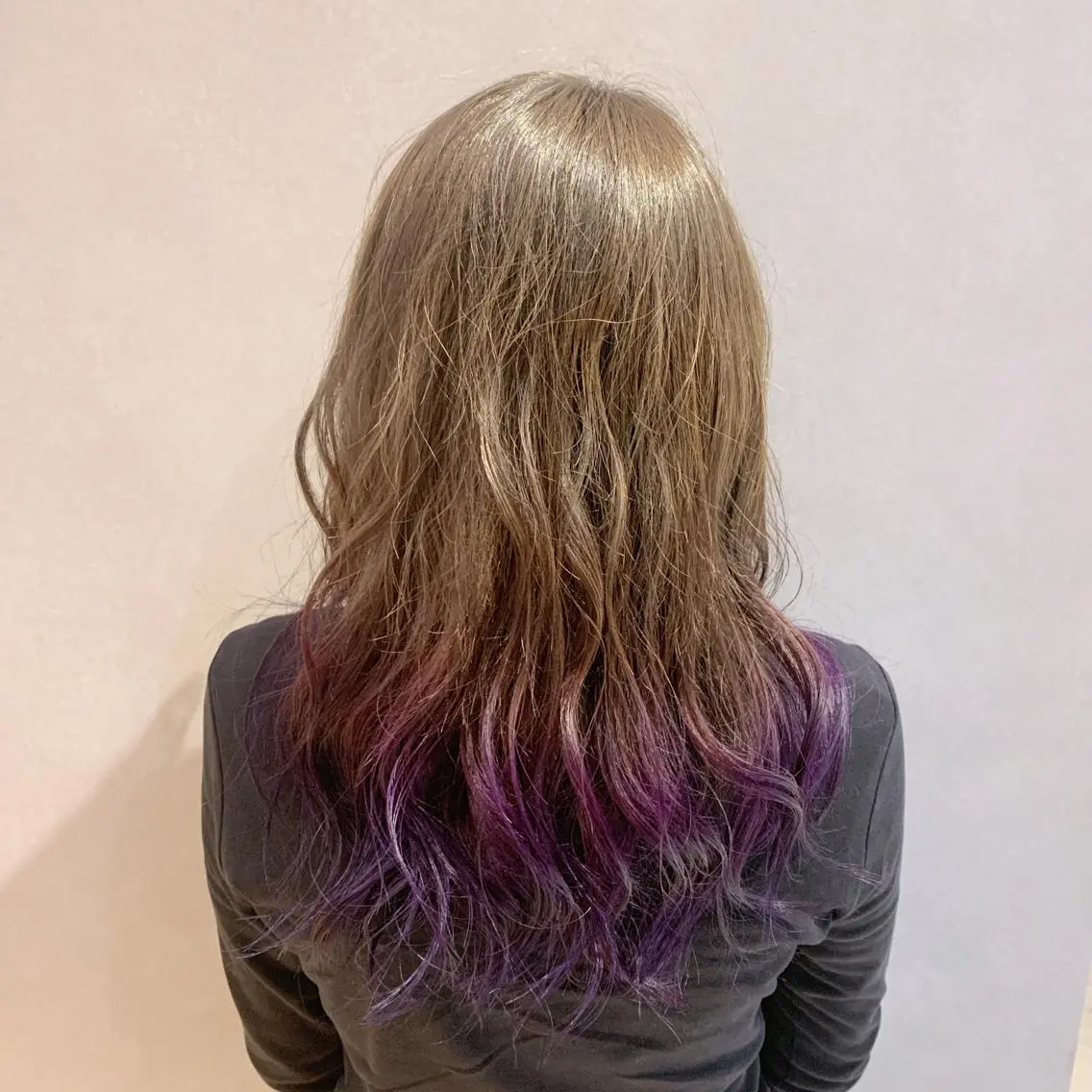ロング 土佐 優奈のヘアスタイル
