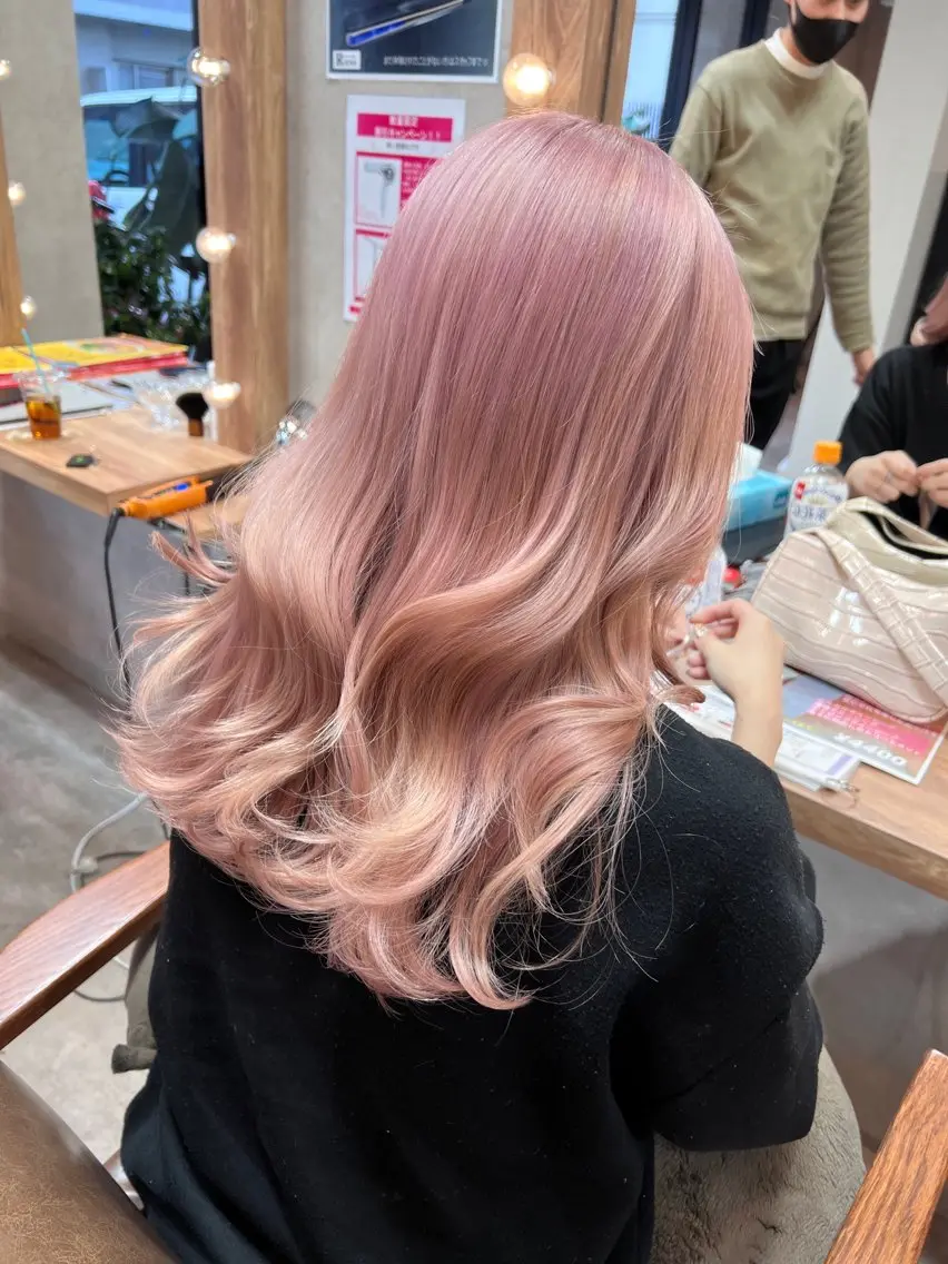 セミロング カラー ベージュカラー ピンクカラー ピンクベージュ RIENS xrea一樹のヘアスタイル