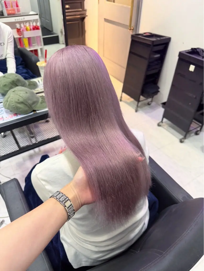ロング カラー カット ヘアカラー トリートメント 🎀tomoka🎀 髪質改善/ハイトーンのヘアスタイル