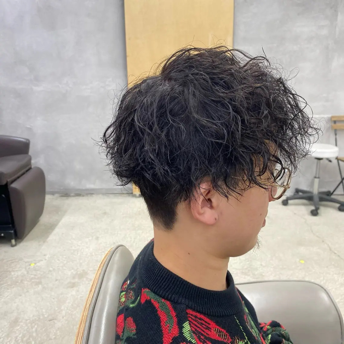 メンズ 波巻きパーマ カット パーマ パーマ⚡️ FLOW KENTOのヘアスタイル