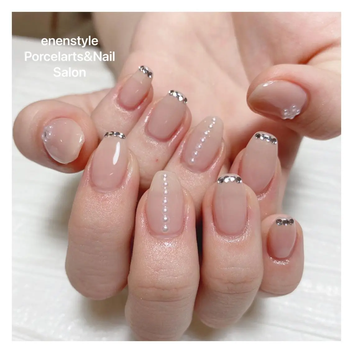 ミディアム ネイル 🐾enen style 🐾のネイルデザイン