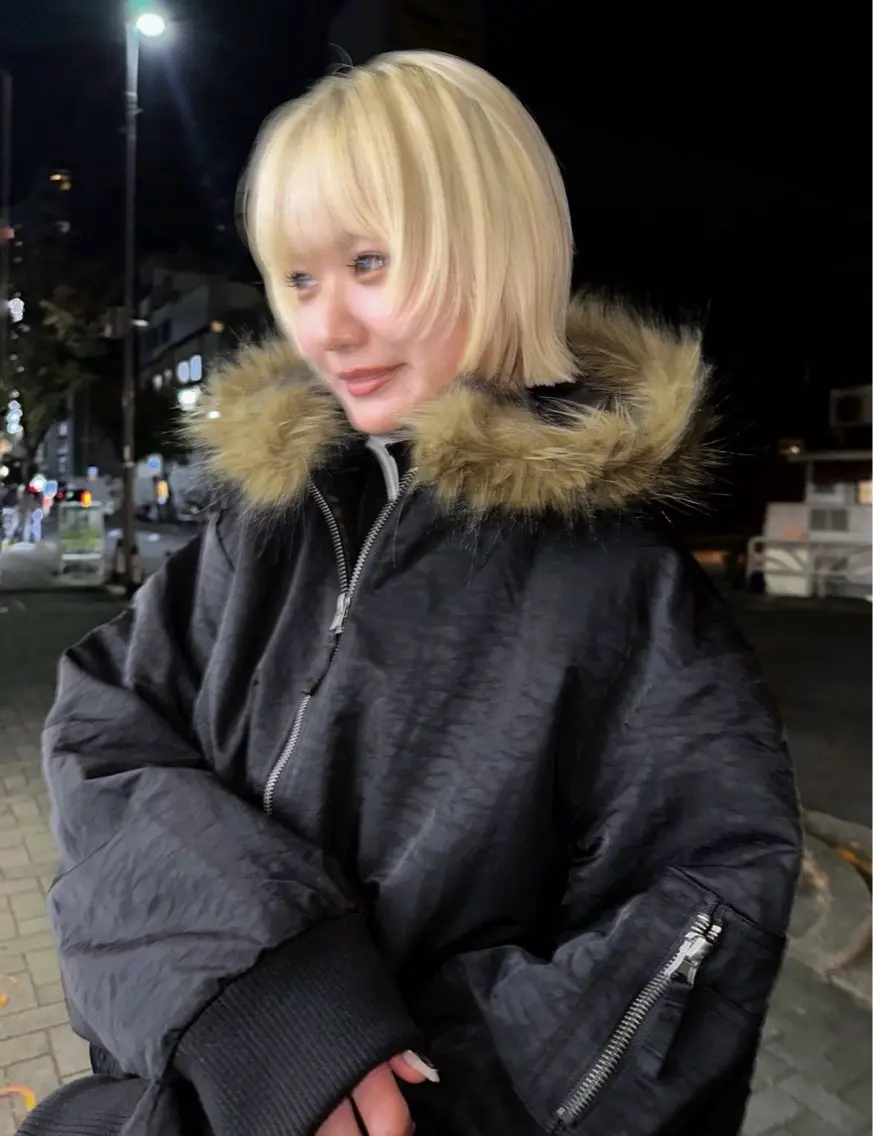 ショート カラー ボブレイヤー ブロンド ホワイトブロンド ボブ 顔まわりレイヤー カット ヘアカラー パーマ /レイヤー 榛地渉馬 /矢場町のヘアスタイル