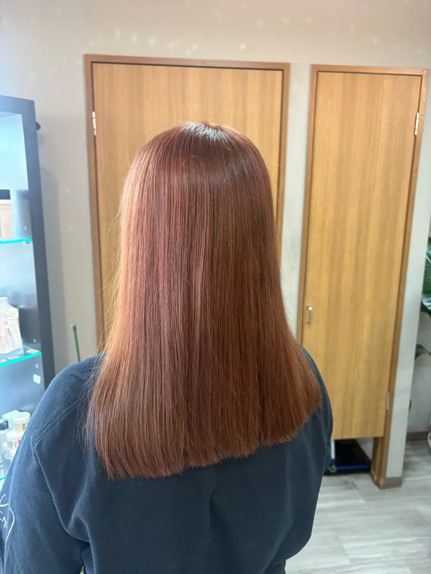 ミディアム ヘアカラー arika ninaのヘアスタイル