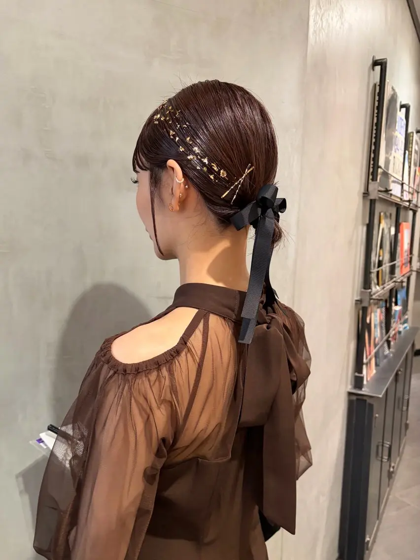 ミディアム カラー ヘアアレンジ ヘアセット タナカ カナ🫧のヘアスタイル