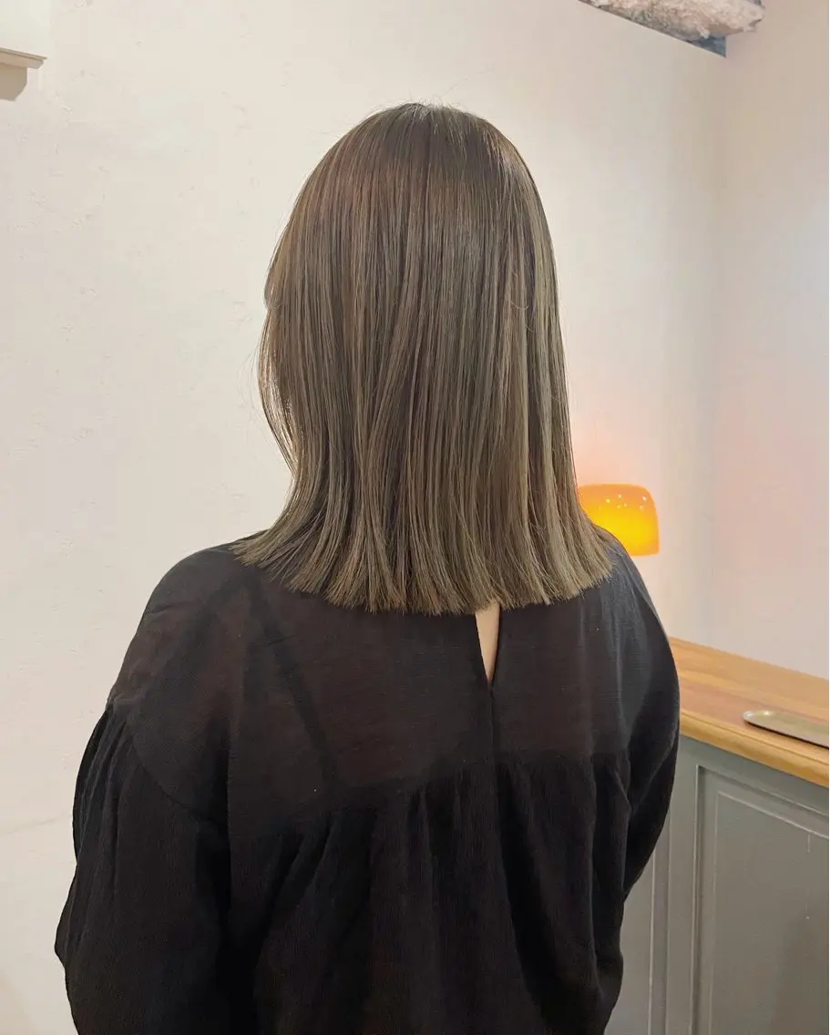 ミディアム 義本 風佳のヘアスタイル