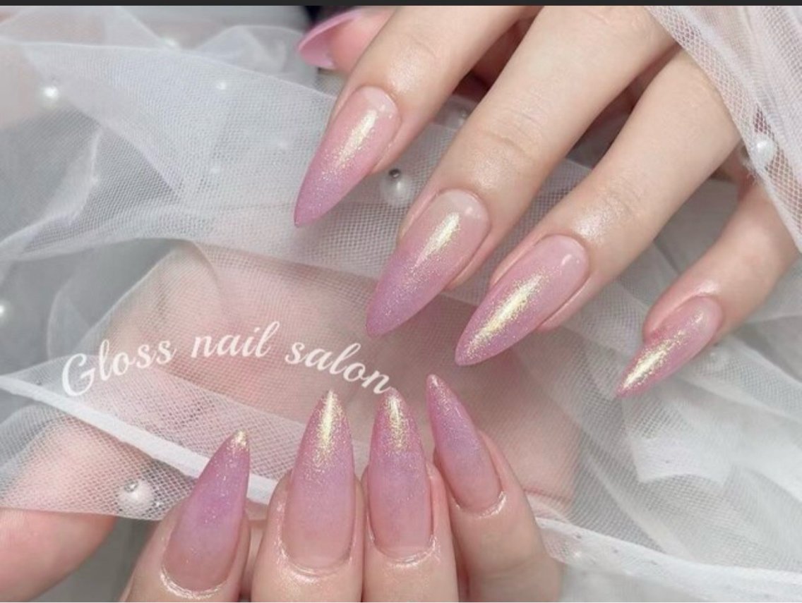 ネイル みゆ🐰 Gloss nailのネイルデザイン