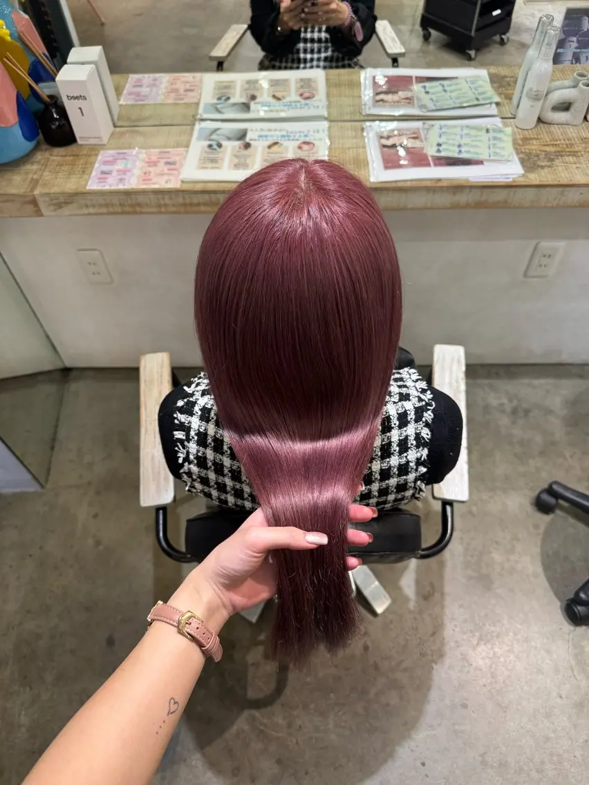 𓊆 🍑クーポン🍑 𓊇  ブリーチwカラー + カット + 卵殻膜 treatmentの写真