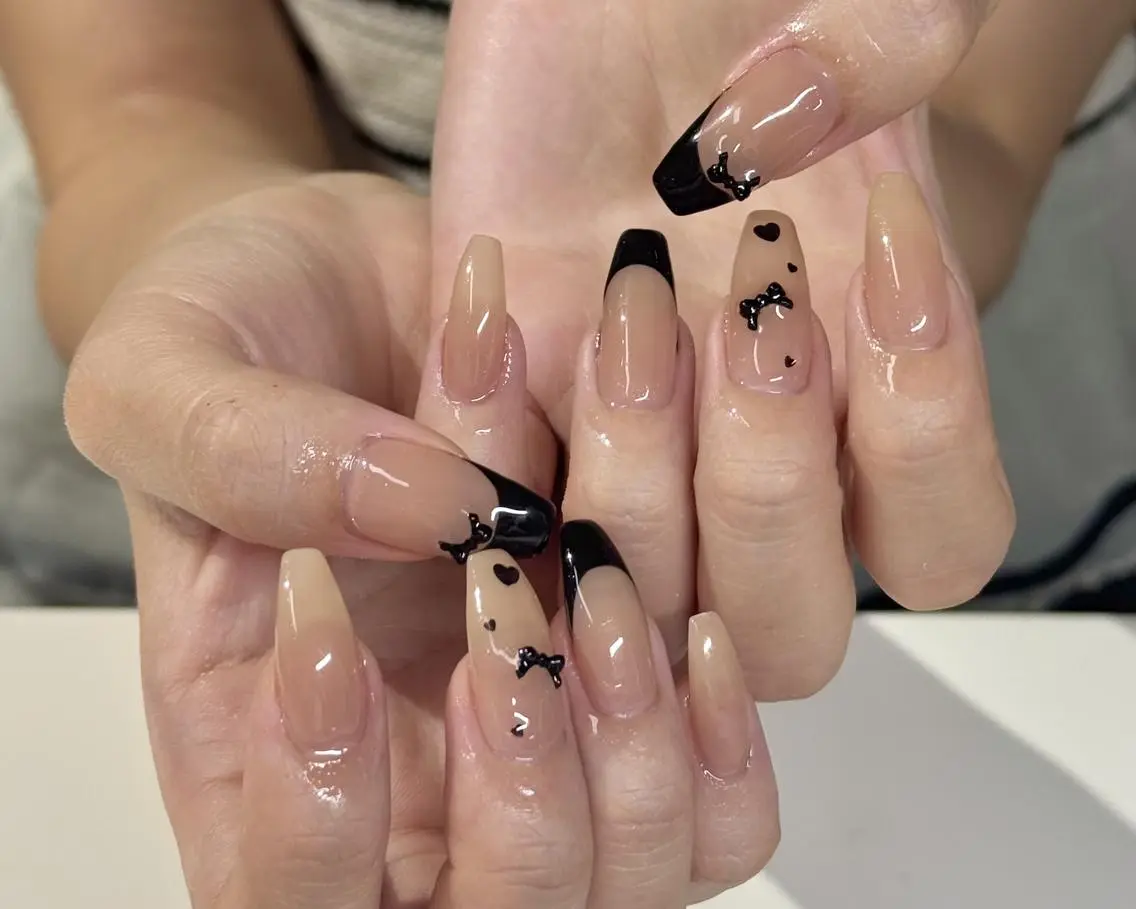ネイル ハンドネイル 🎀 NaNa_nailのネイルデザイン