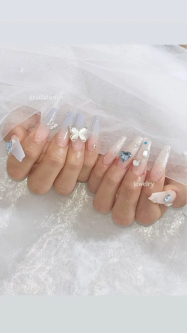 ネイル ハンドネイル akari🎀 京橋 ARRINEのネイルデザイン