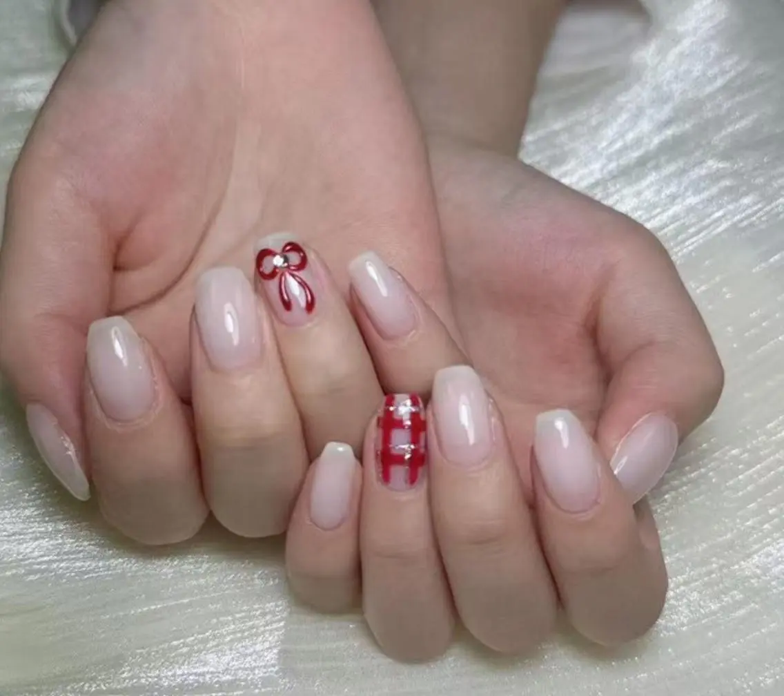 ネイル ハンドネイル ハンドケア 🍑 momo_nailのネイルデザイン