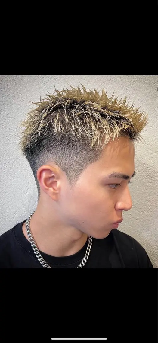 ショート フェード×パーマ職人 酒井悠成のヘアスタイル