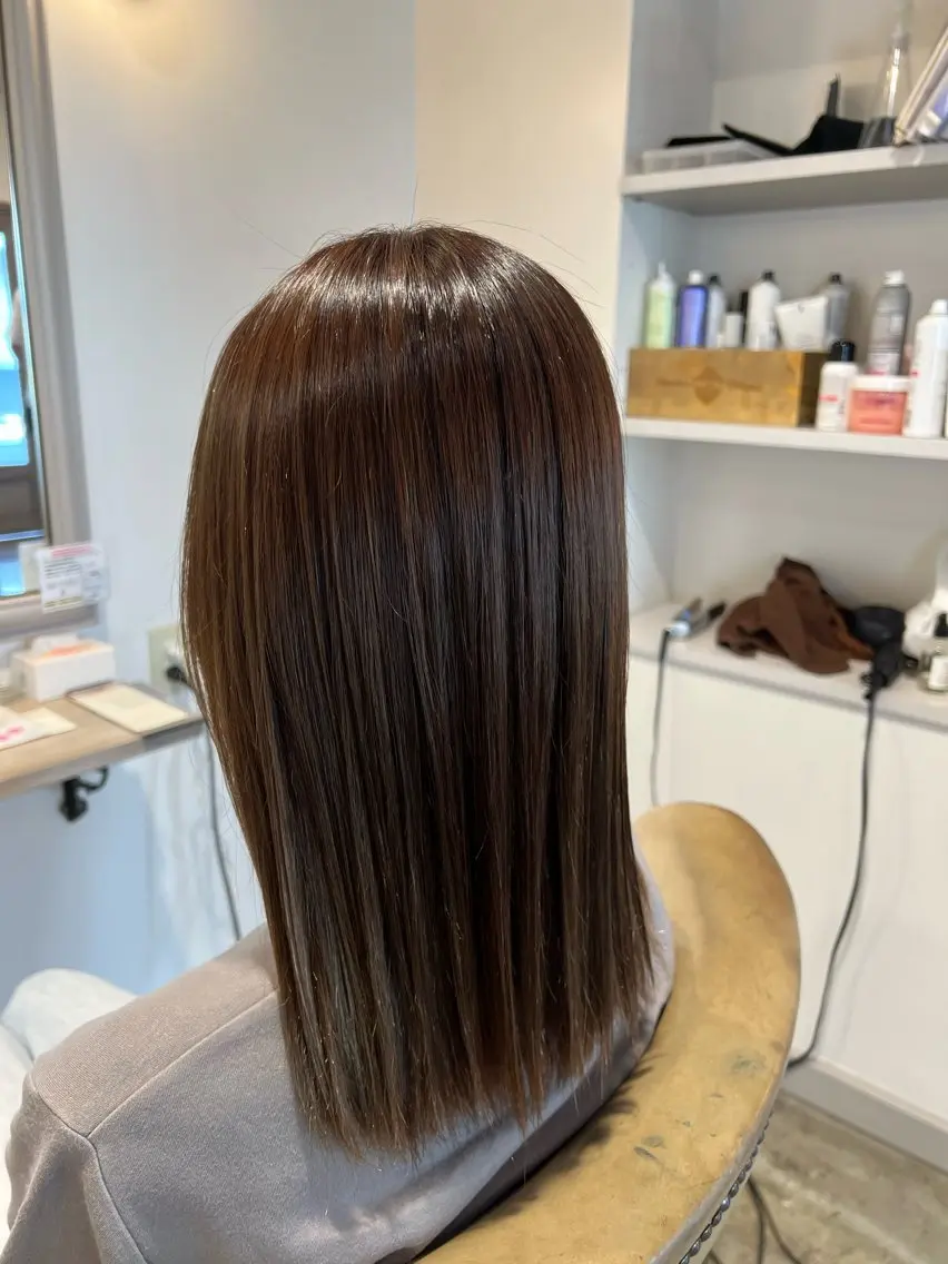 ミディアム カラー ひがし はるなのヘアスタイル