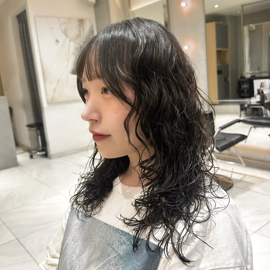 ロング パーマ カット パーマ サラ艶/韓国ヘア ︎🌟璃奈 (リナ)のヘアスタイル