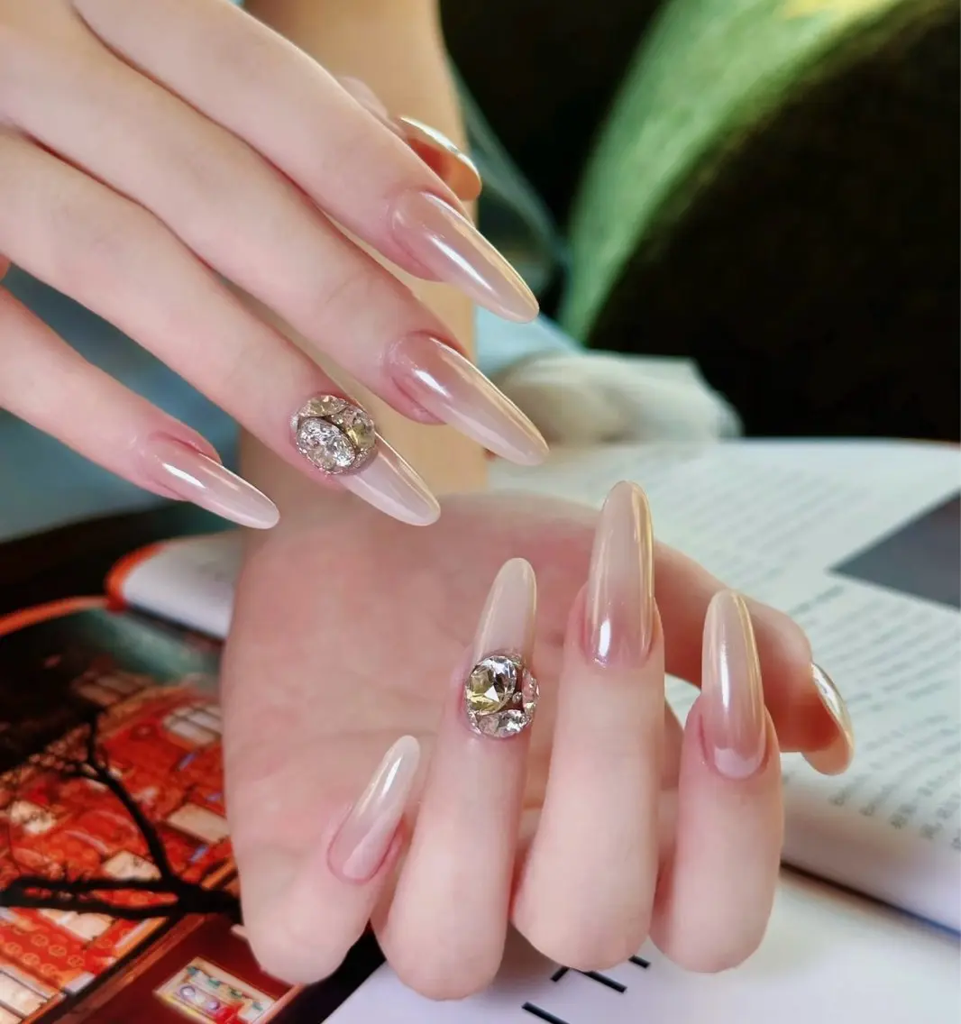 ネイル ハンドネイル Dione Nail きよみのネイルデザイン