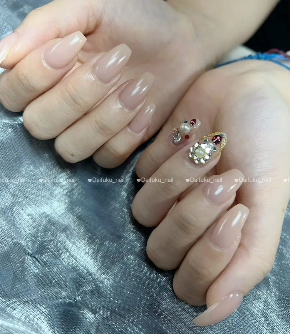 ミディアム カラー ハンドネイル Daifuku nailsのネイルデザイン
