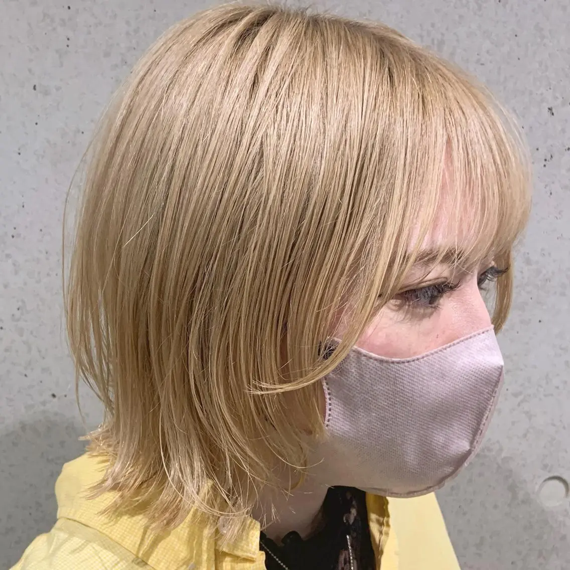 ミディアム カラー ヘアアレンジ ウルフカット ヘアカラー アニメ髪・ウルフ🦇 樋口莉夏のヘアスタイル