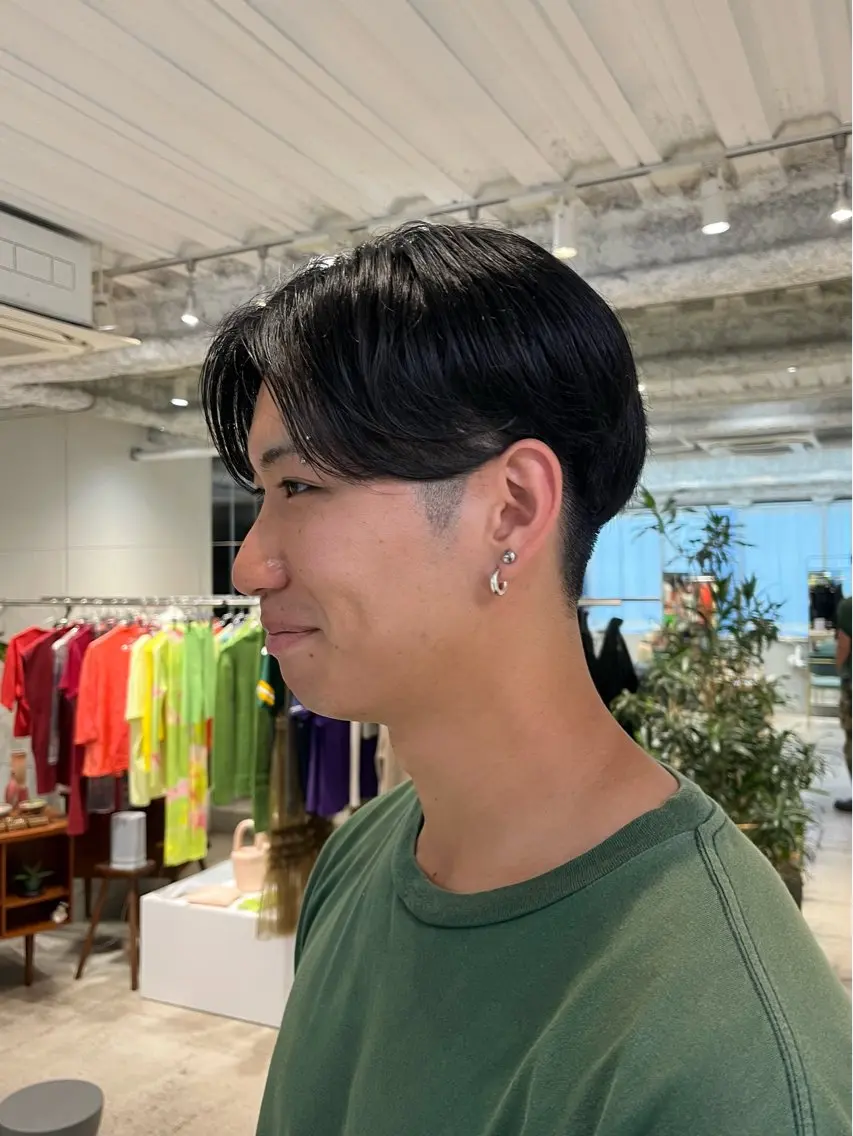 メンズ センターパート ANY/メンズ特化/ シバヤ ユウキのヘアスタイル