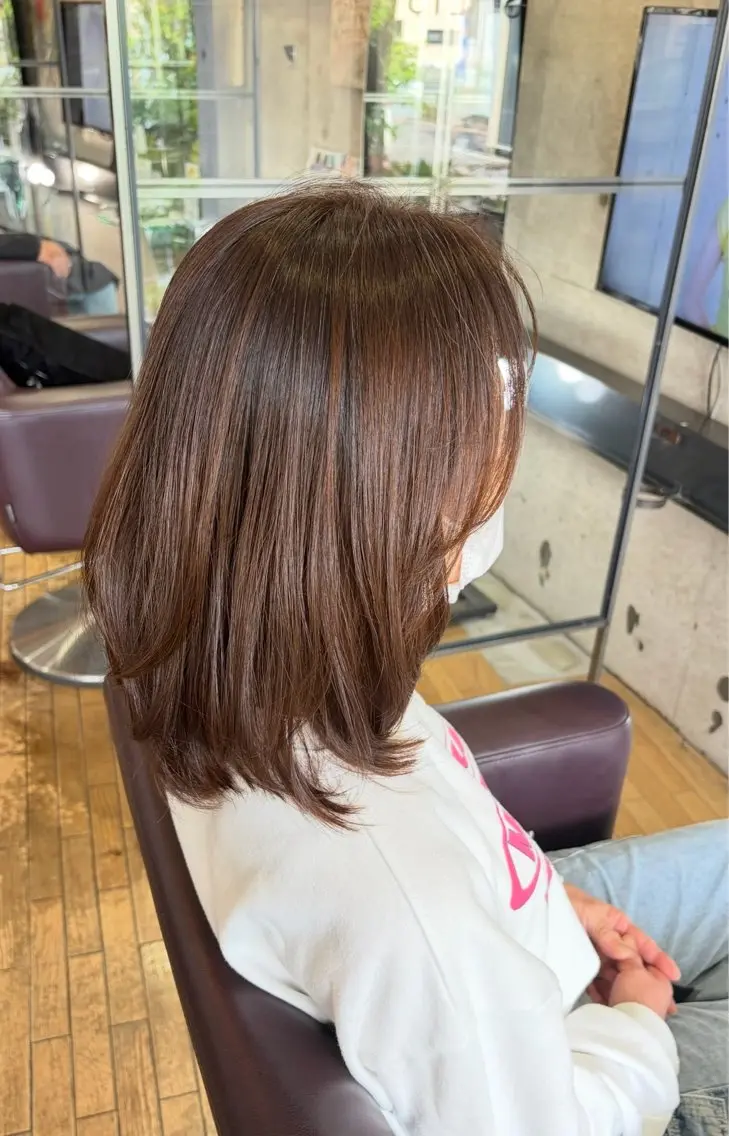 セミロング カット ヘアカラー トリートメント 百瀬 なつ美のヘアスタイル