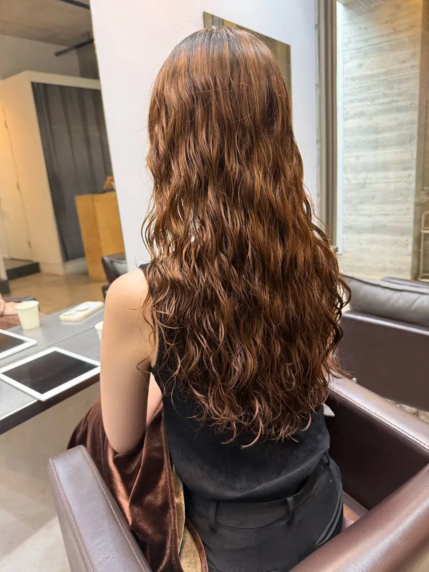 ロング カット パーマ トリートメント 🌿朝5分でお洒落 パーマスタイル🌿のヘアスタイル