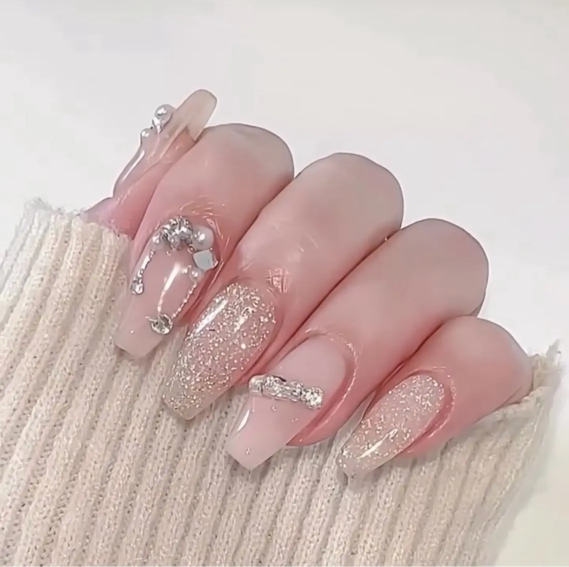 ネイル Ecrin nail ✨Yukiのネイルデザイン