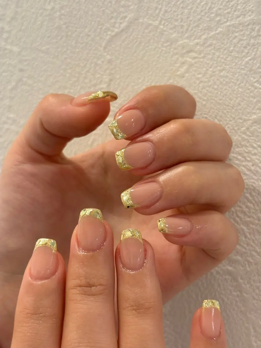 ネイル フレンチネイル ガラスフレンチ ラメ(グリッター) Ann nailのネイルデザイン