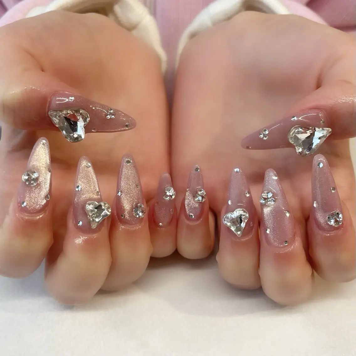 ネイル ハンドネイル 💎🐰 saki. m 🐰💎のネイルデザイン