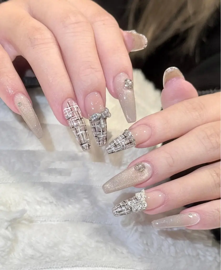 ネイル ハンドネイル Rina Mika Nailsのネイルデザイン