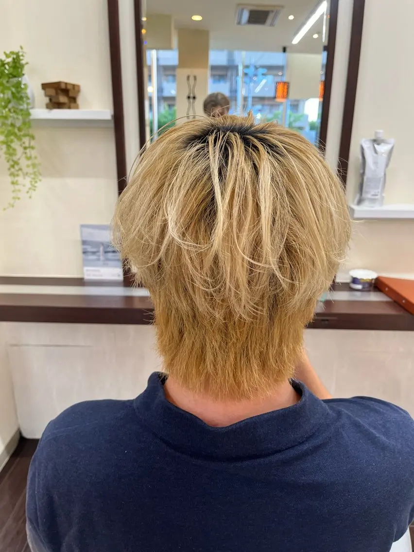 ショート メンズ メンズハイトーン メンズウルフカット ウルフカット 🧊メンズ特化🧊 高木航希のヘアスタイル