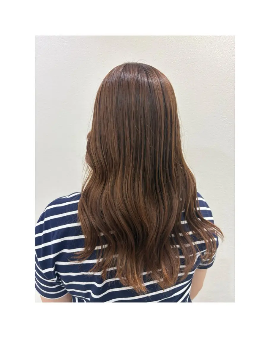 ロング 青柳 鈴菜のヘアスタイル