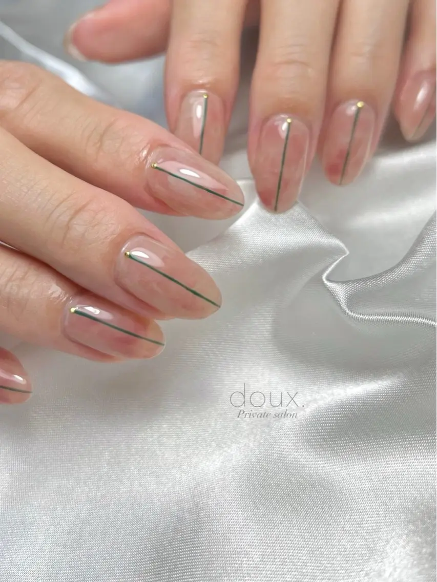 ネイル フットネイル マグネットネイル ミラーネイル ニュアンスネイル doux. nailのネイルデザイン