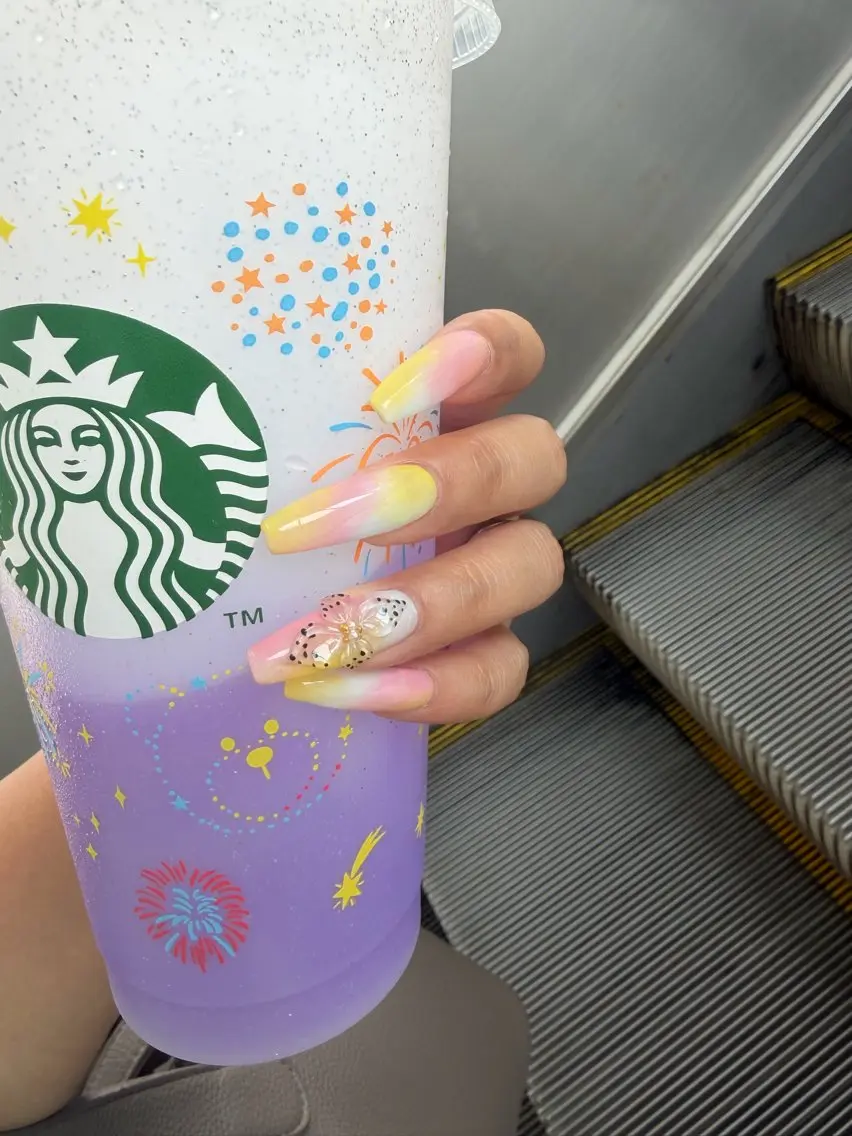 ネイル ハンドネイル RYAURA NAILのネイルデザイン