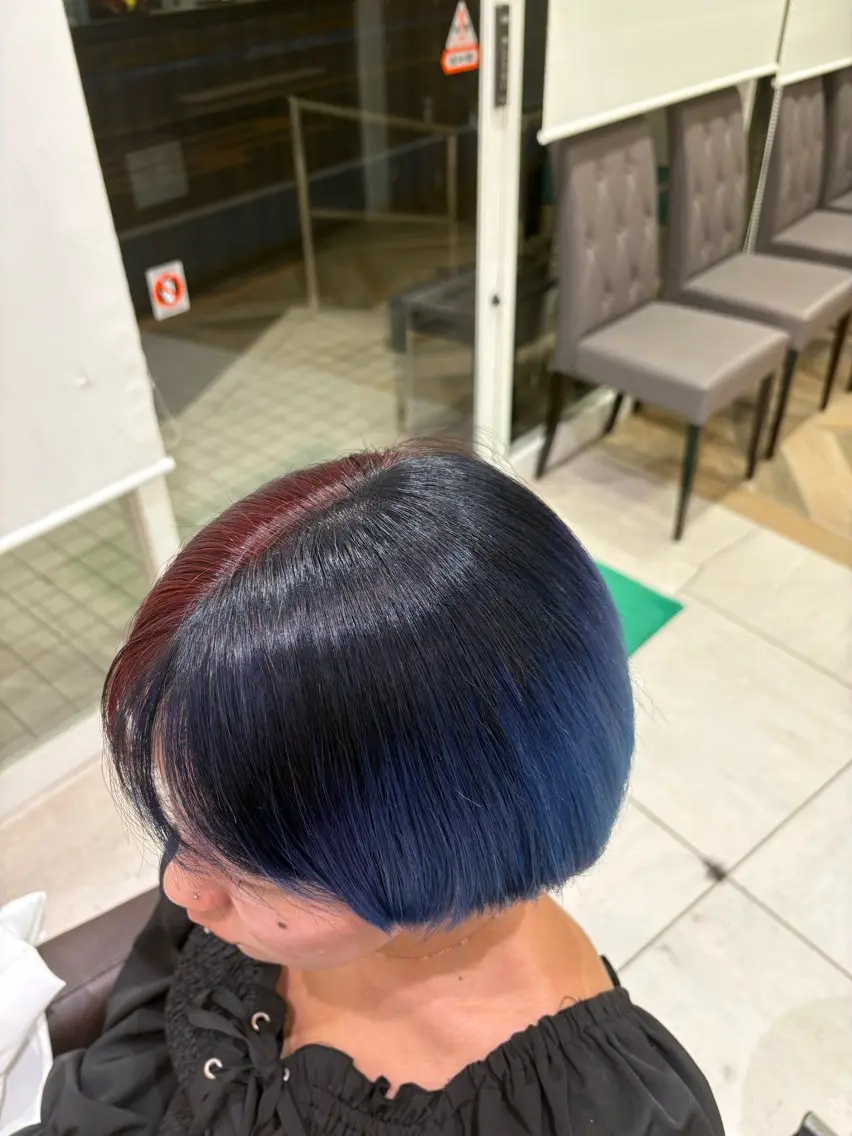カラー ブリーチ デザインカラー ピンクカラー ツートーンカラー ヘアカラー トリートメント 黒澤 凌空のヘアスタイル