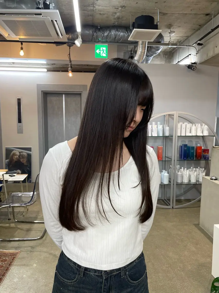ロング カット アライ レンカのヘアスタイル