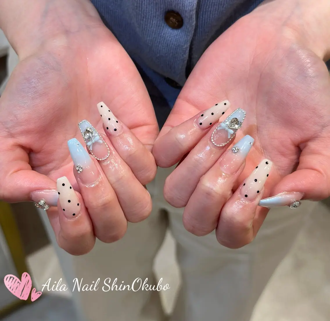 ミディアム 韓国風ヘア ハンドネイル Aila Nail HanChanのネイルデザイン