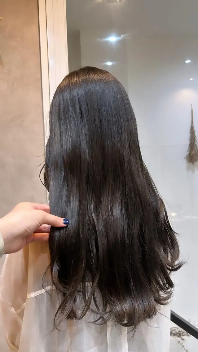 ロング カラー 透明感カラー ヘアカラー トリートメント silk🕯 hikaruのヘアスタイル