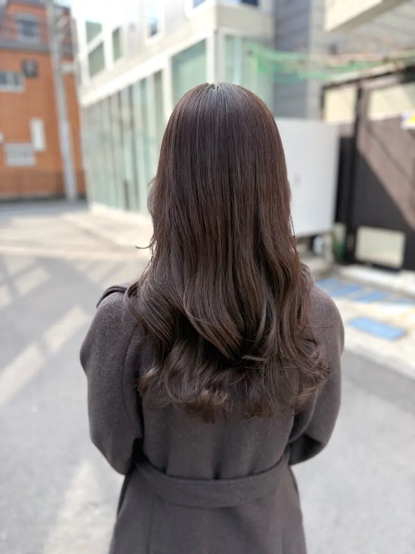 セミロング カラー ショコラグレージュ グレージュ カット ヘアカラー トリートメント グレージュ/レイヤー /韓国ヘア/RISAのヘアスタイル